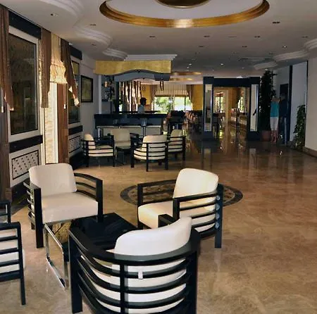 Kleopatra Ada Hotell 4*